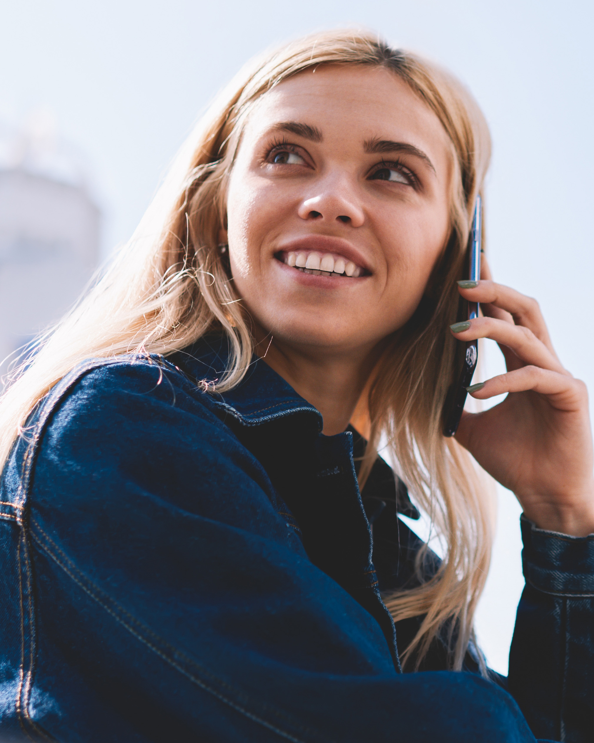 KI Voice Agent qualifiziert eingehende Leads am Telefon